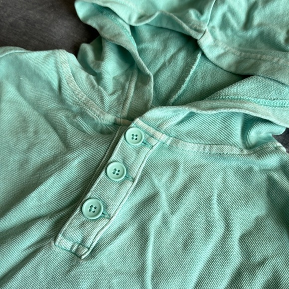 Old Navy long sleeve hooded top - Picture 2 of 5